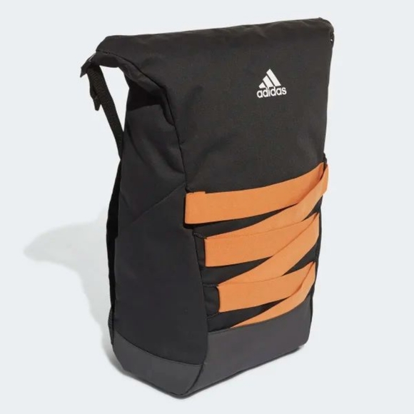 Adidas - Picture 3 of 9